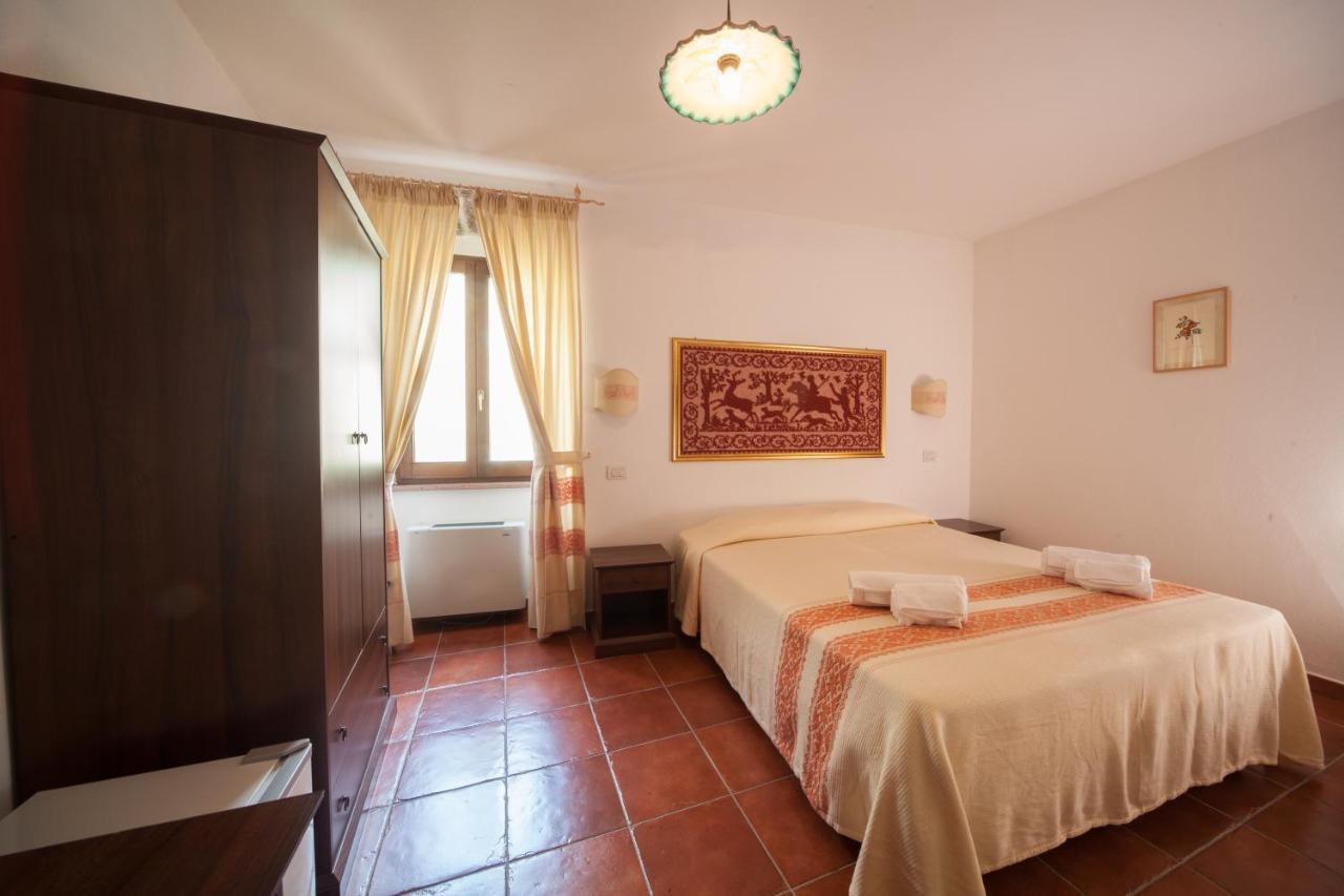 Affitta Camere Casa Delle Rose Villanova Monteleone Kültér fotó